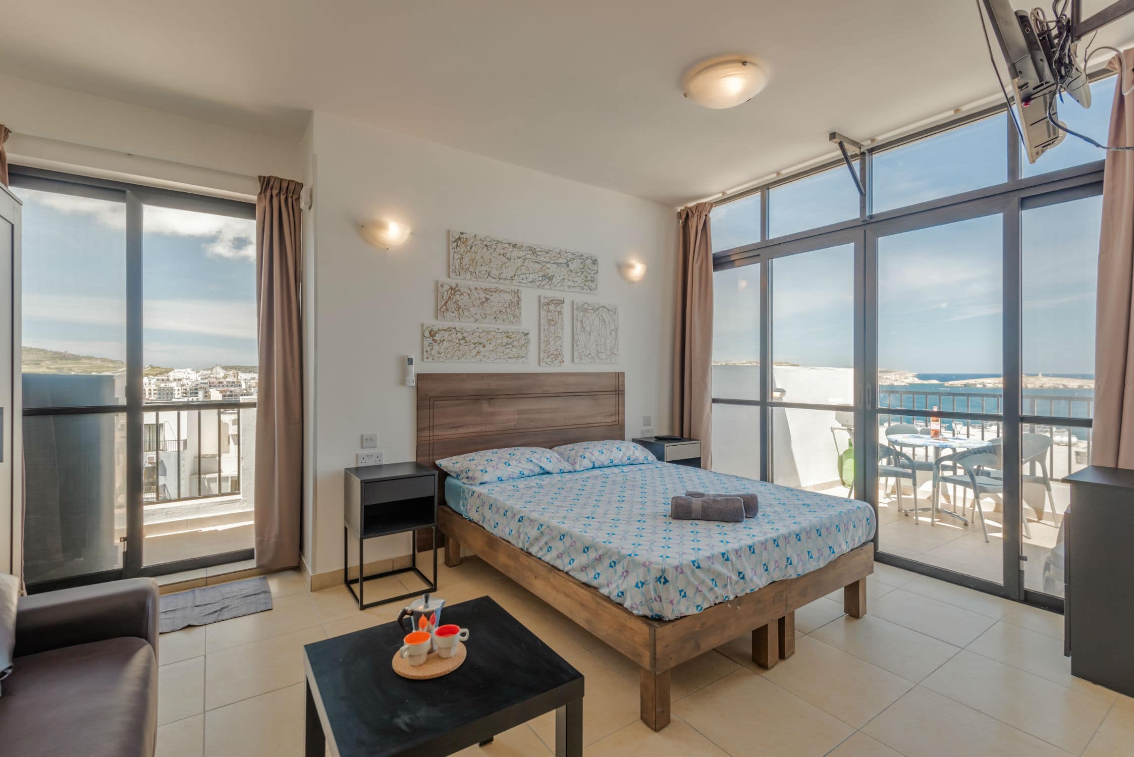 SeaShells Penthouse with Sea View Terrace – Bugibba