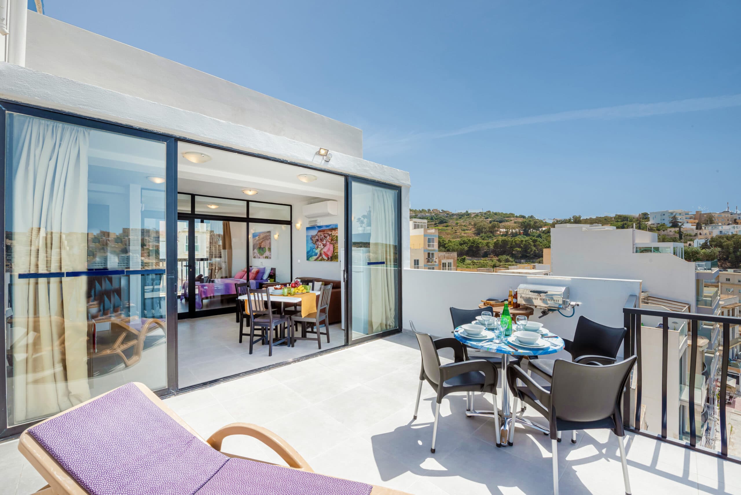 Harbour Lights Penthouse – Seafront Self Catering Romantic Penthouse – St Paul's Bay