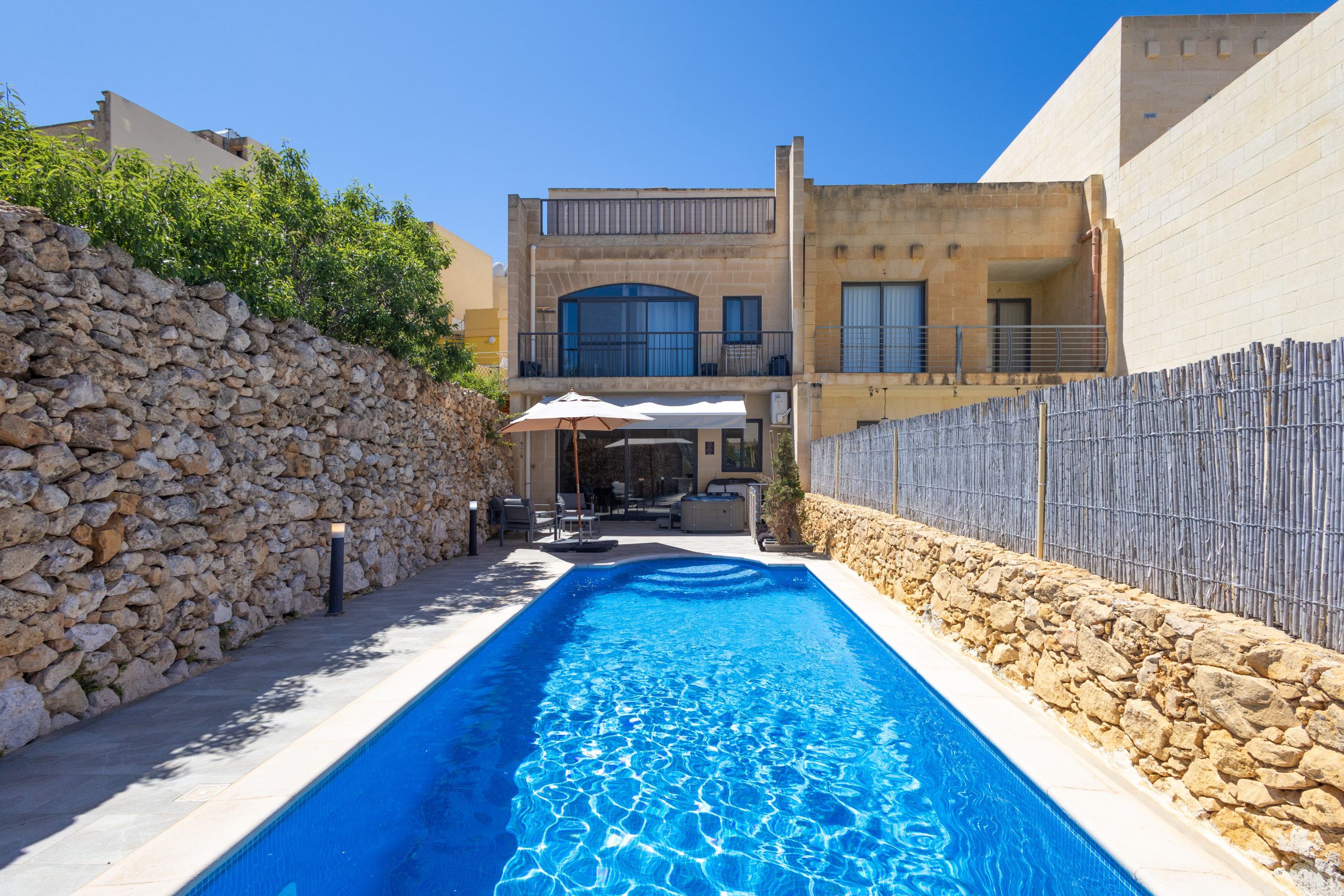 SiKu - 3 Bed Villa with Pool & Hot Tub, Sleeps 6 | Xaghra, Gozo