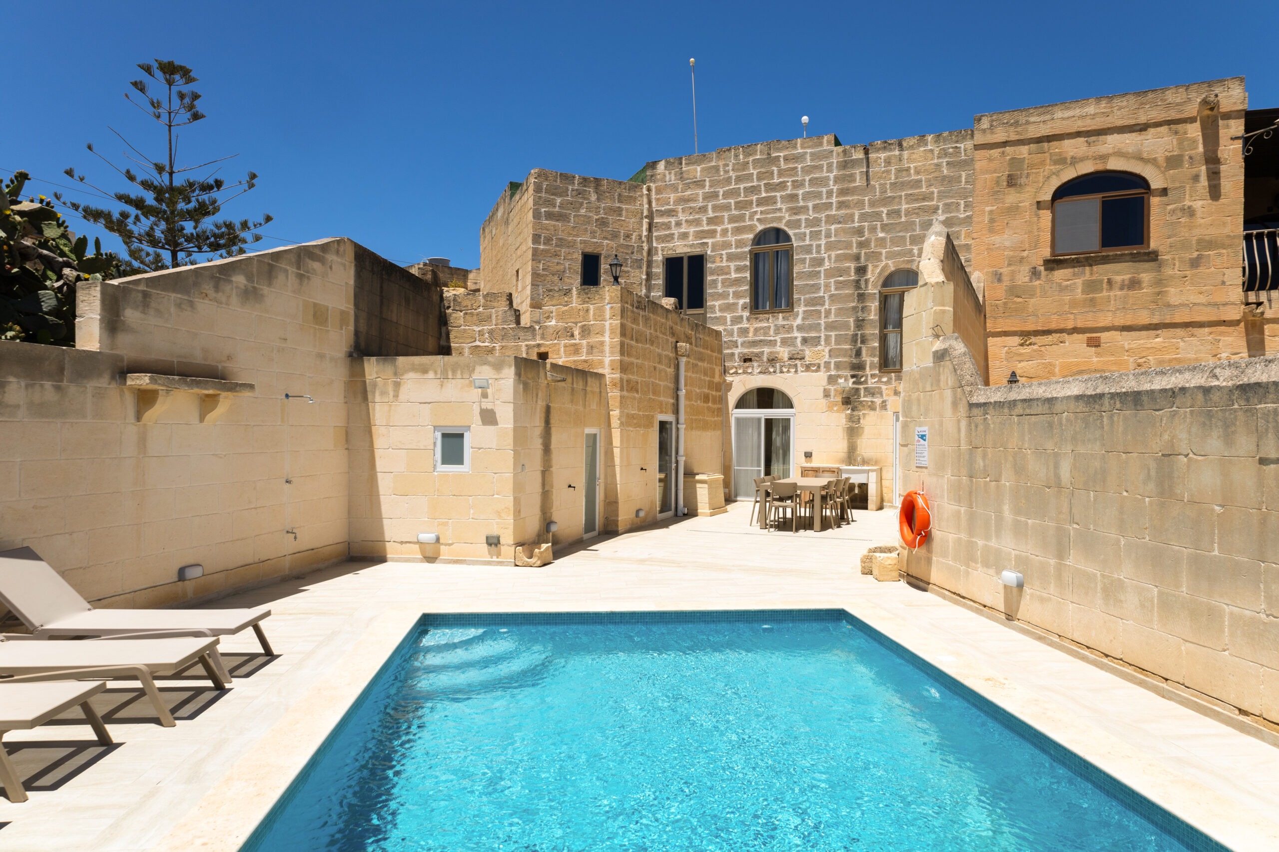 SurWig - 5-Bed Historic Townhouse with Pool | 100-Year Character | Kercem, Gozo