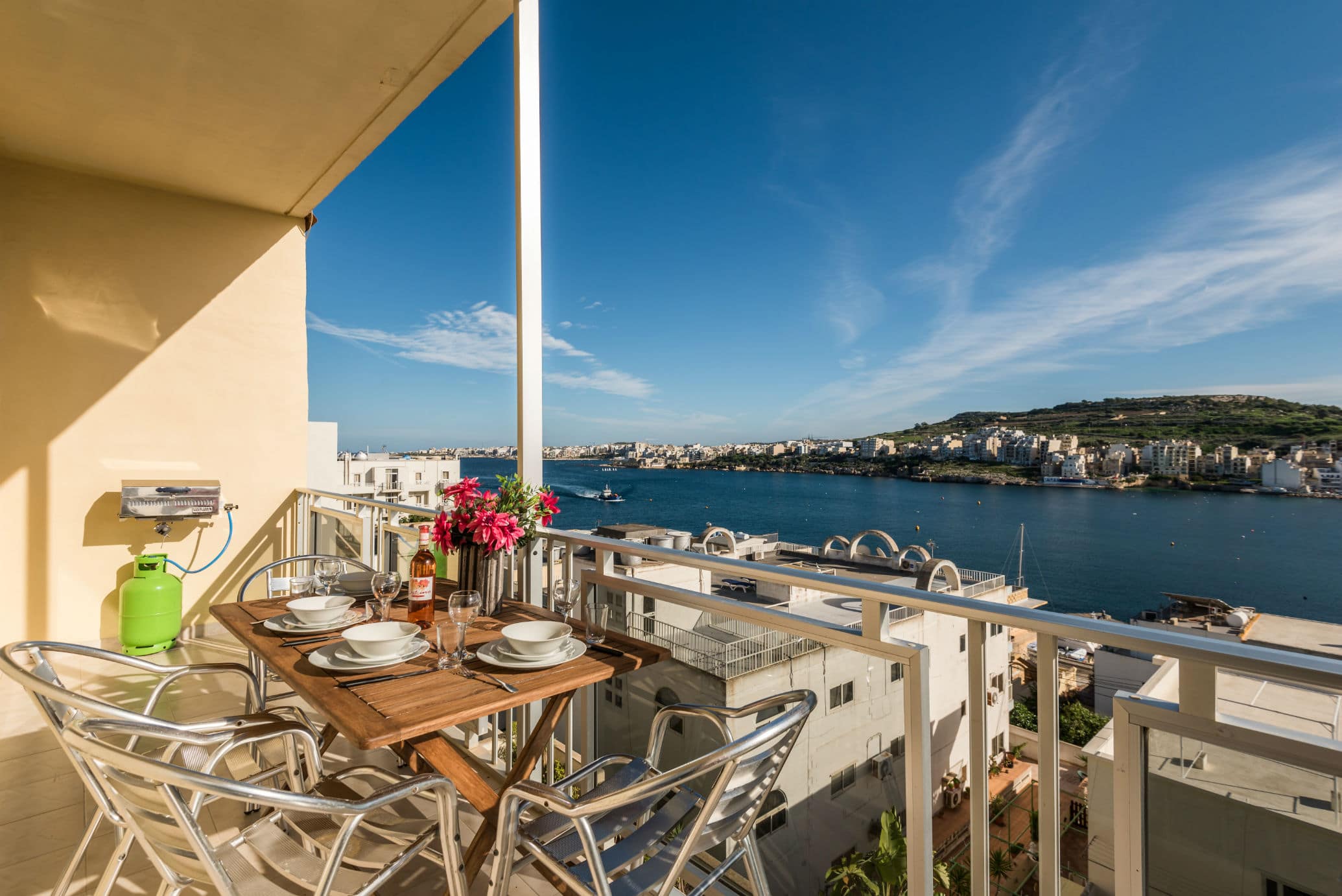Bayview 2 Bedroom Apartment with Sea View Terrace and BBQ – St. Paul's Bay