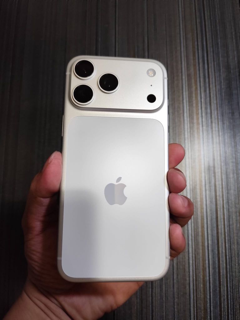 iPhone 17pro 256gb