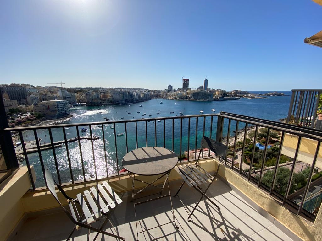 Stunning Seafront 2-Bedroom Apartment with Spectacular Sea Views in Sliema – €3,850/Month