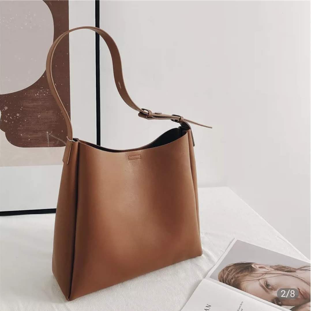 Leather bag