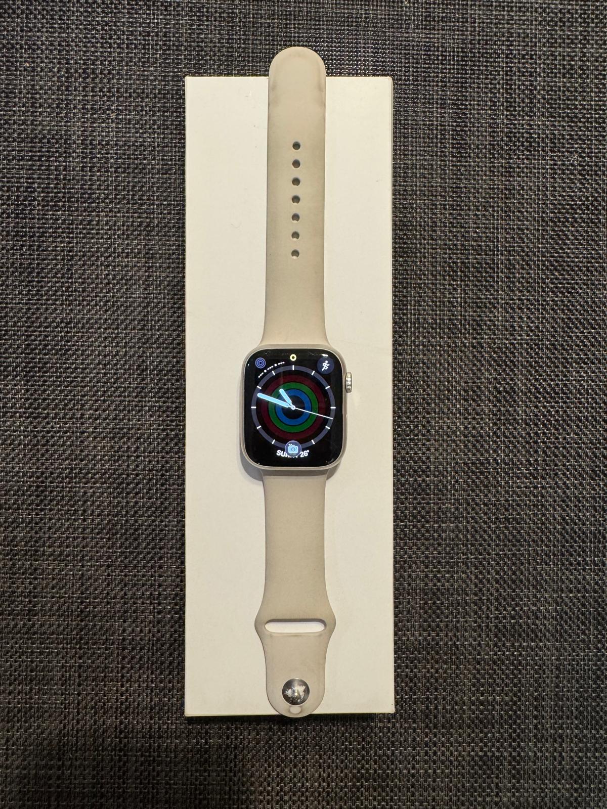 Apple Watch Series 9 GPS + Cellular 45mm